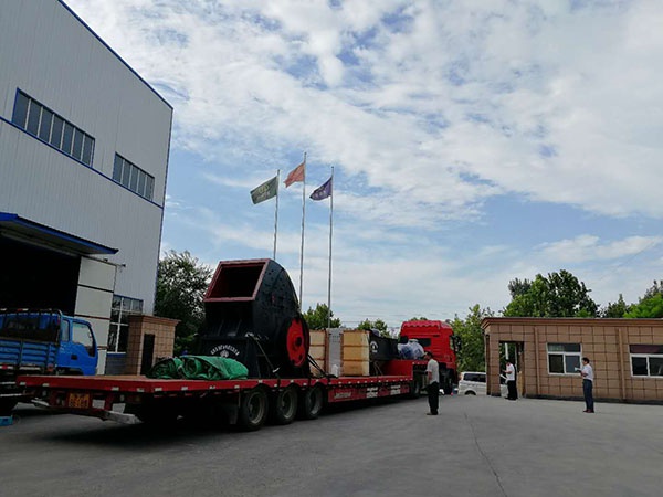 云南移動碎石機(jī)重錘破碎機(jī)大概多少錢