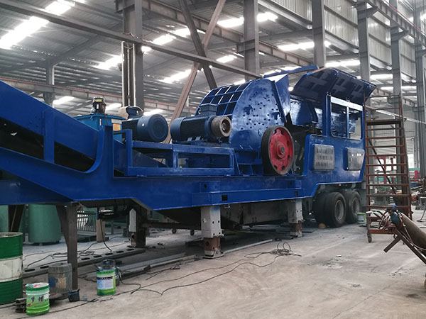 新疆自制移動(dòng)破碎機(jī)出租