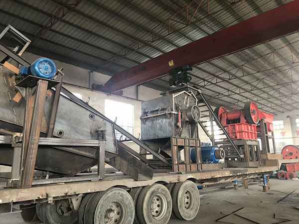 四川貴陽移動破碎機圖片價格表