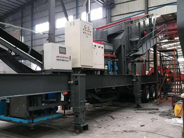 湖南履帶移動(dòng)破碎機(jī)德國(guó)