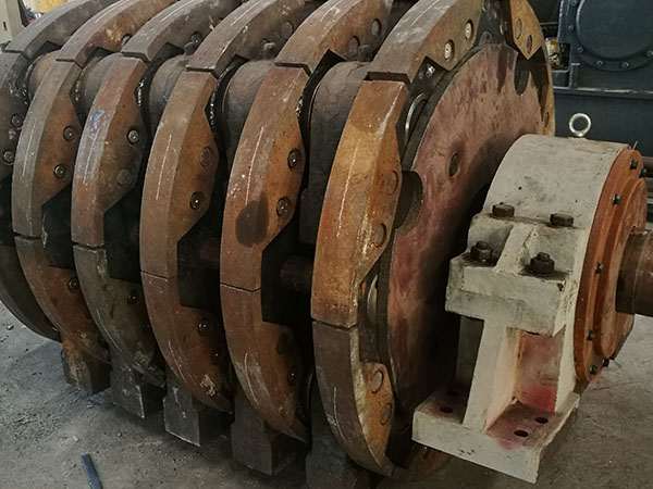 江蘇國(guó)產(chǎn)移動(dòng)破碎機(jī)設(shè)備哪家好