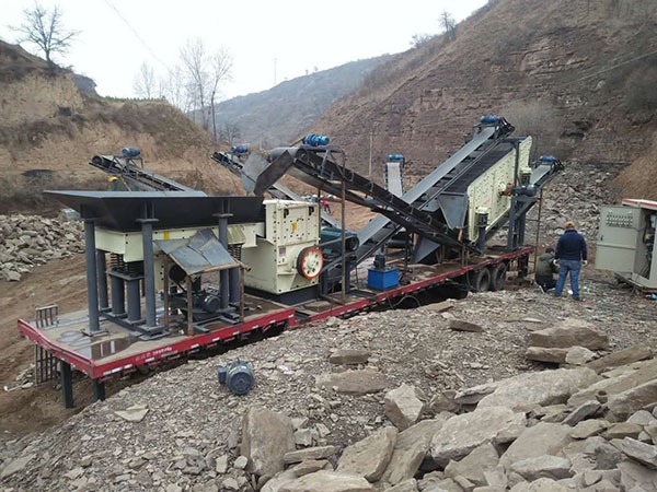 砂石移動破碎機(jī)美國